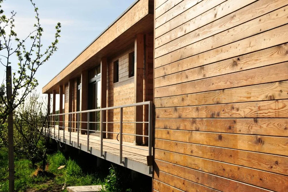 Il Bevaio Di Corleone | zijkant bungalow